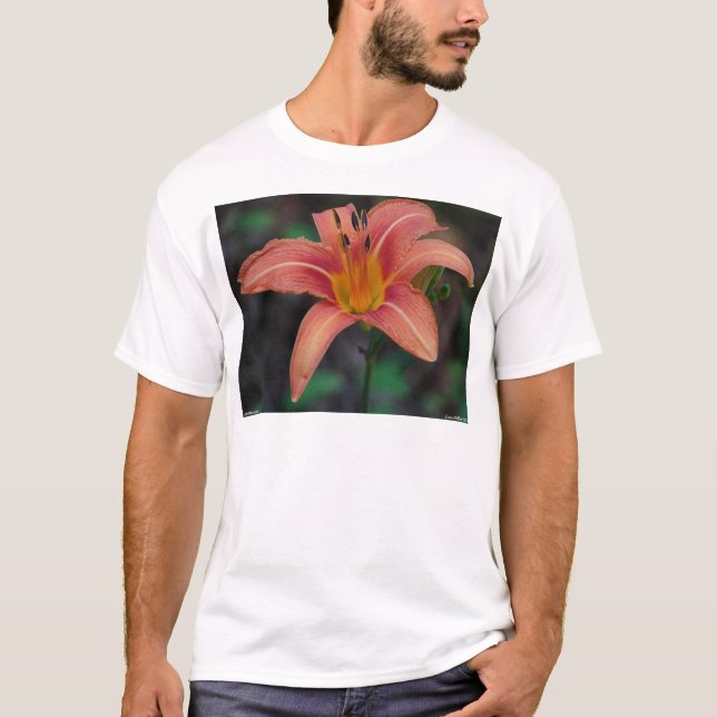 T-shirt Lindos Artigos e Presentes de Hemerocallis Cor de  (Frente)