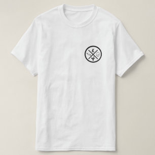 T-shirt logo et alien skateur