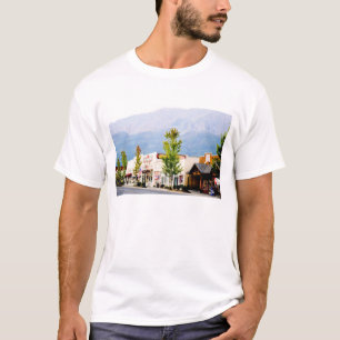 T-shirt Lojas históricas à noite na Rua Principal
