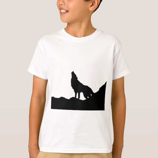 T-shirt Lone Wolf em pé em um morro (Frente)