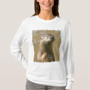 T-shirt longo da Capa da lontra curiosa