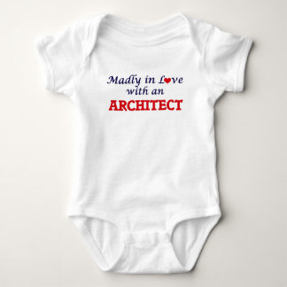 T-shirt Madly apaixonada por um arquiteto