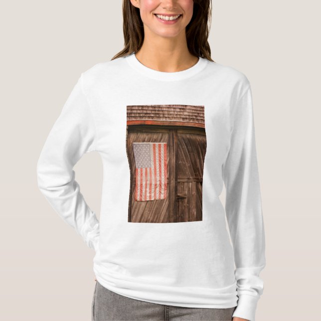 T-shirt Maine, bandeira americana desvanecida na porta do (Frente)