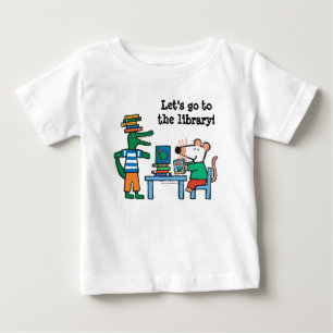 T-shirt Maisy e os amigos apreciam a biblioteca