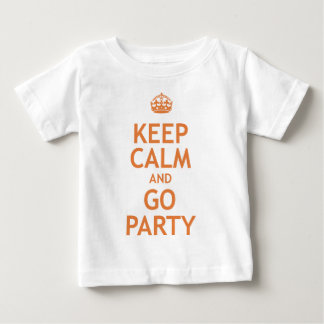 T-shirt mantenha a calma e o partido sobre