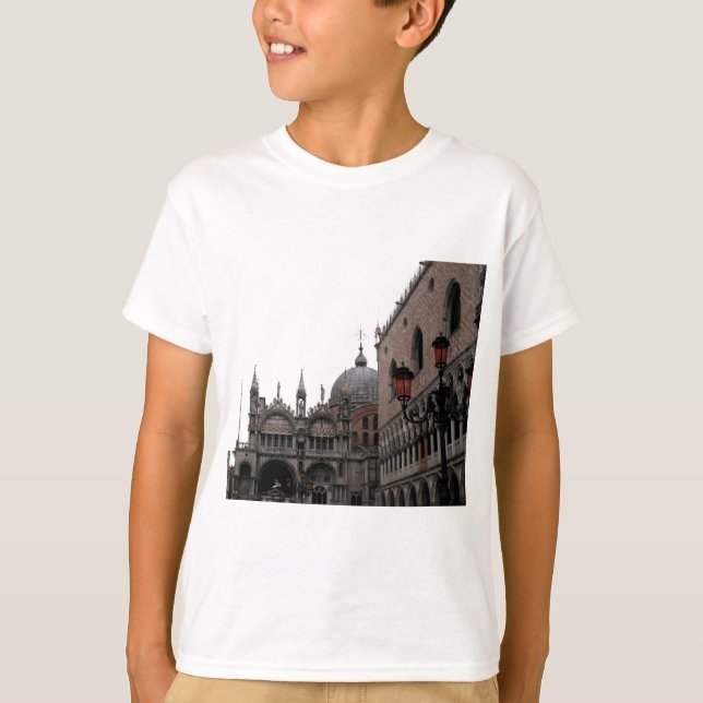 T-shirt Marca de Rua ao quadrado e Basilica (Frente)