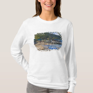 T-shirt Margem da praia no Leverick Bay Resort & Marina,
