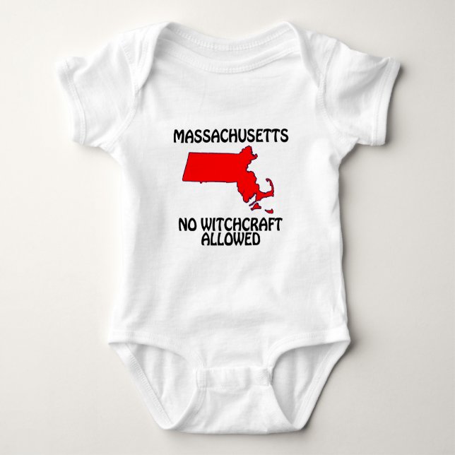 T-shirt Massachusetts - Bruxaria Não Permitida (Frente)