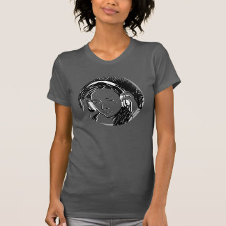T-shirt Menina que escuta a música