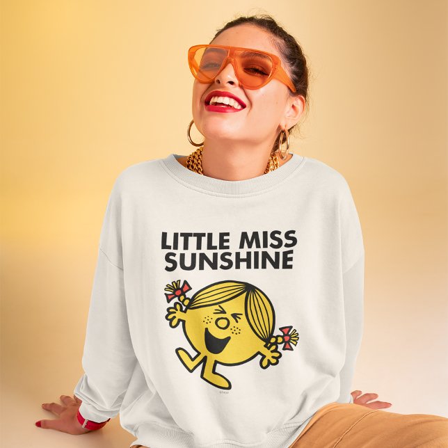T-shirt Menina Sunshine (Person wearing sweater)