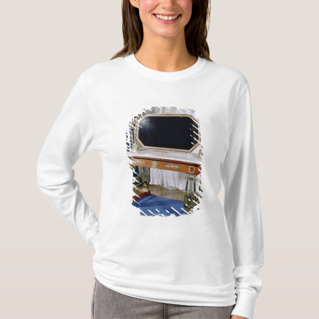 T-shirt Mesa de molho que pertence à imperatriz Josephine (Frente)