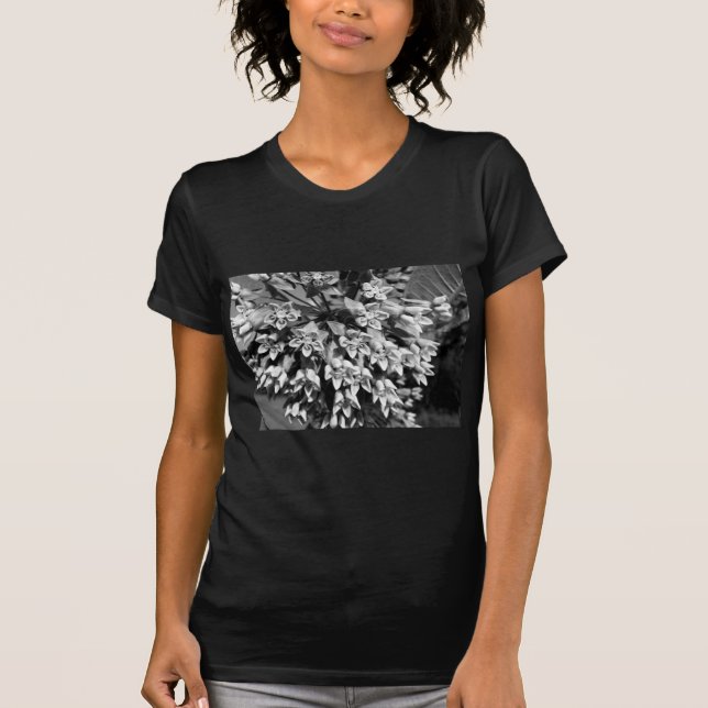 T-shirt Milkweed em preto e branco (Frente)