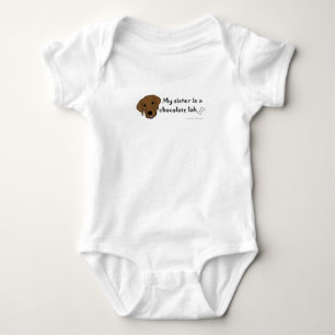 T-shirt minha irmã é um laboratório de chocolate - mais ra