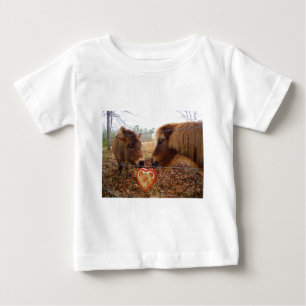 T-shirt Miniatura Macaco e Coração de Namorados de Cavalo