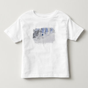 T-shirt Mistie Fortin esquia na neve fresca