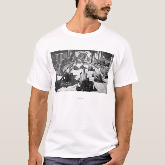 T-shirt Miúdos que competem em carros diminutos (Frente)