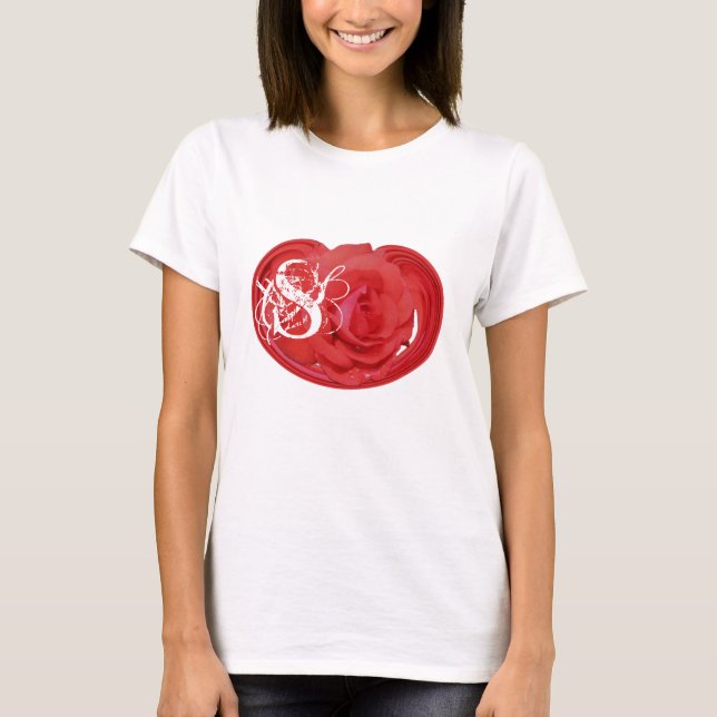 T-shirt Monograma Floral Rosa Seus Inicial Personalizado (Frente)
