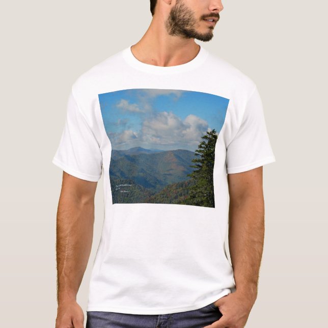 T-shirt Mtns fumarento: Mtns está chamando… John Muir (Frente)