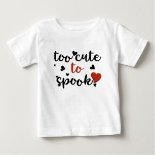 T-shirt muito fofo para assustar o halloween