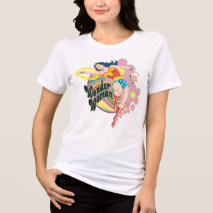 T-shirt Mulher Maravilha Flores Retro