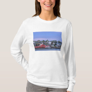 T-shirt N.A. Canadá, Nova Escócia. Uma vista de Lunenburg,