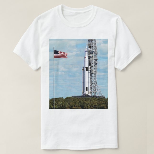 T-shirt NASA SLS Sistema de Lançamento Espacial Foguete na (Frente do Design)