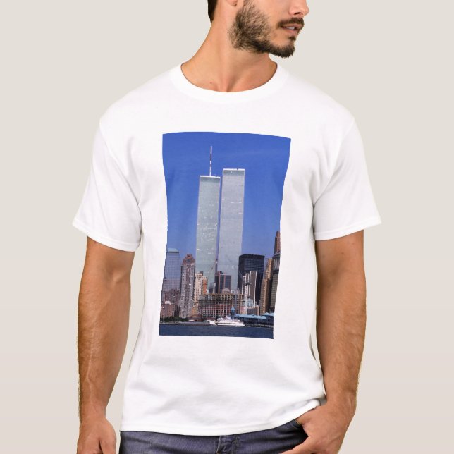 T-shirt Nova York, EUA. Torres gêmeas do famoso mundo (Frente)