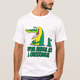 T-shirt nunca sorria num crocodilo