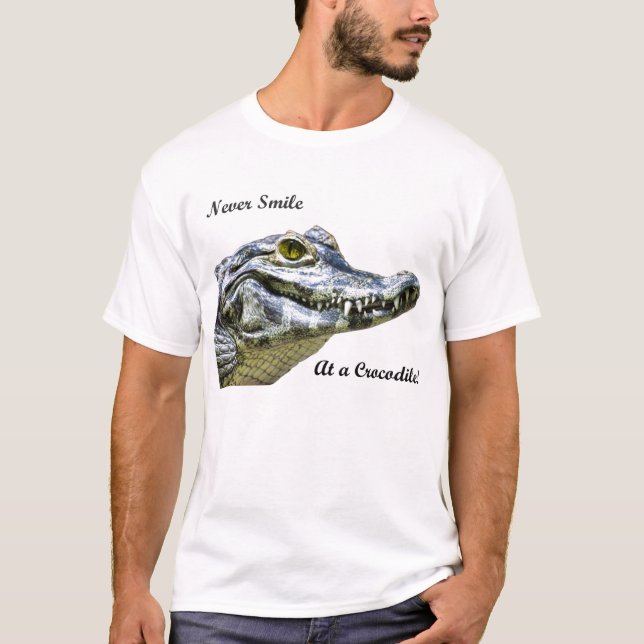 T-shirt Nunca sorria num crocodilo! (Frente)