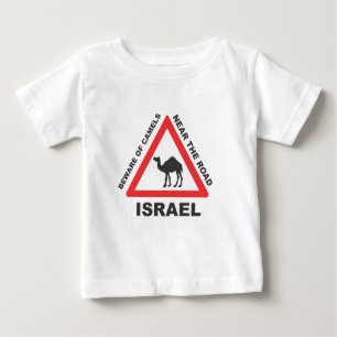 T-shirt O camelo assina dentro Israel