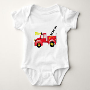 T-shirt O caminhão de reboque "adiciona seu próprio