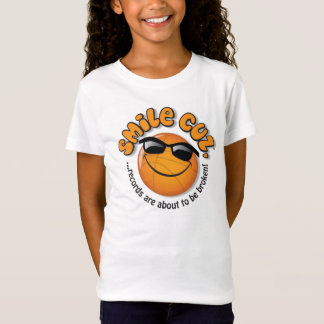 T-shirt o cuz do sorriso,… registros está a ponto de