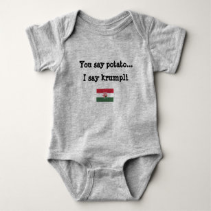 T-shirt O Dormir do Bebê Húngaro