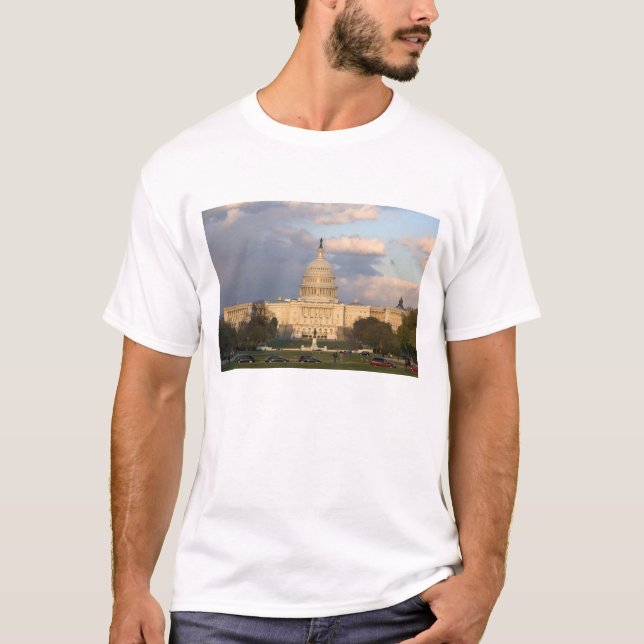 T-shirt O edifício do Capitólio dos Estados Unidos em (Frente)