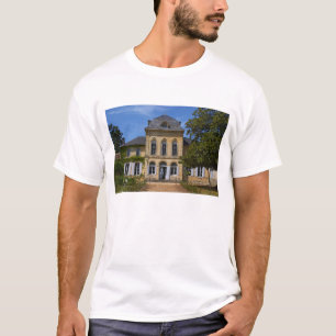 T-shirt O edifício principal do castelo, renovado por