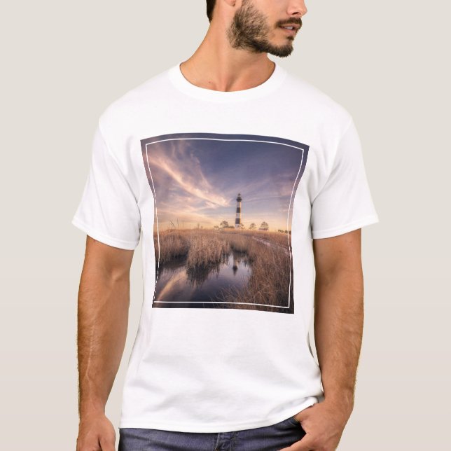 T-shirt O Farol Da Ilha Bodie No Sunset (Frente)