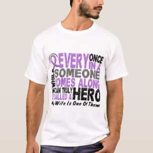 T-shirt O HERÓI de Hodgkin do linfoma VEM AVANTE 1 esposa
