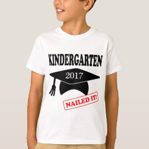 T-shirt O Jardim de Infância 2017 Encerrou