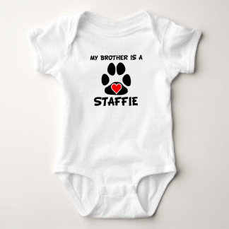 T-shirt O Meu Irmão É Um Staffie