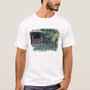T-shirt O pavilhão de madeira no Jardim Sunken em