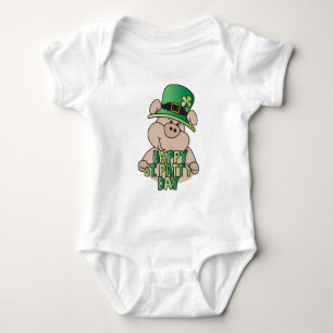 T-shirt O porco verde do dia feliz de St Patrick!