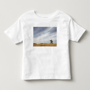 T-shirt O sargento fornece a segurança