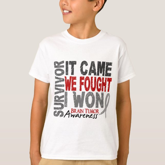 T-shirt O sobrevivente que do tumor cerebral veio nós (Frente)