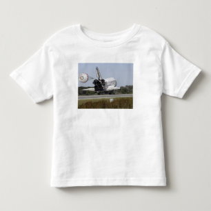 T-shirt O vaivém espacial Atlantis unfurls sua rampa de