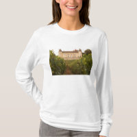 O velho castelo medieval Chateau de Rully na Cote