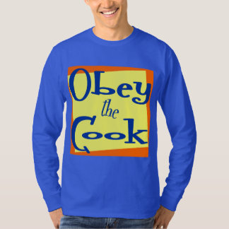 T-shirt Obedeça à cozinha cozinheira dizendo