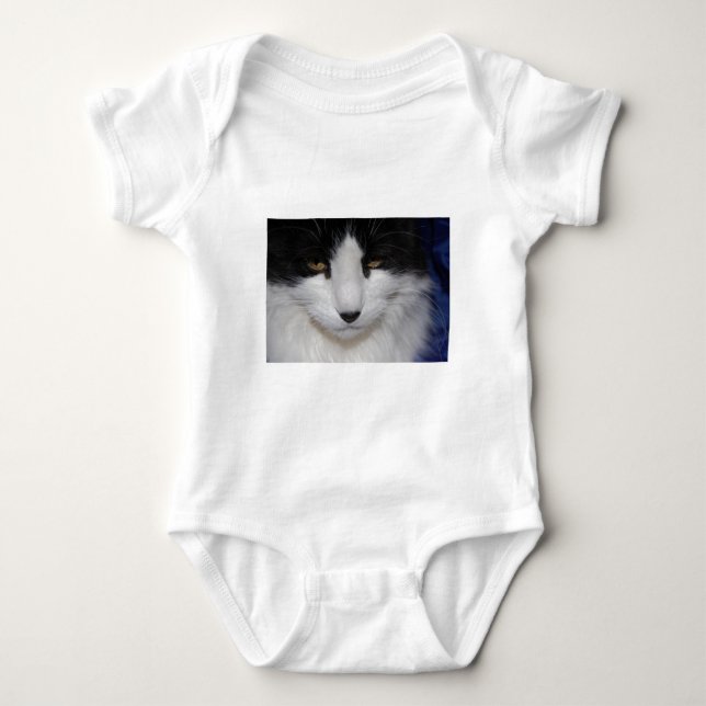 T-shirt Olhos escuros de gato (Frente)
