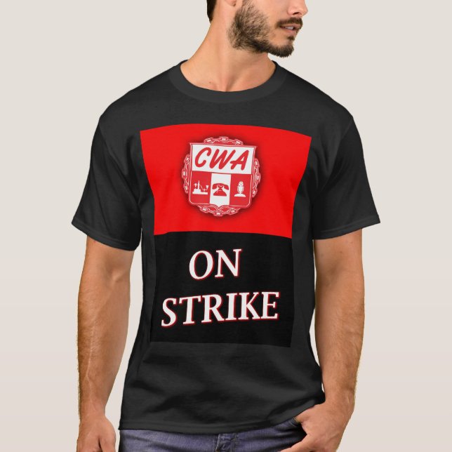 T-shirt on_Strike (Frente)