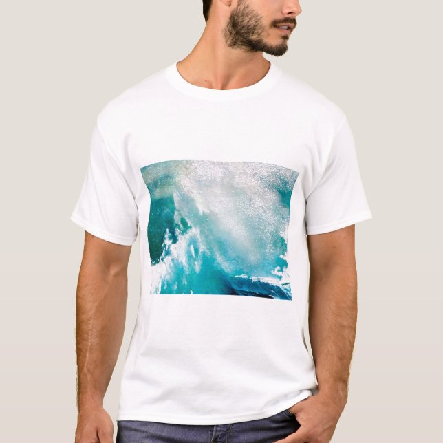 T-SHIRT ONDAS BRANCAS AZUIS NA TEMPESTADE (Frente)