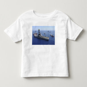 T-shirt Operações de alargamento conduzidas pelo barco